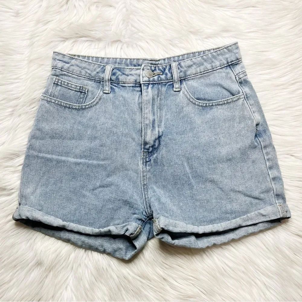 SHEIN cuffed high waisted shorts light denim wash size 30